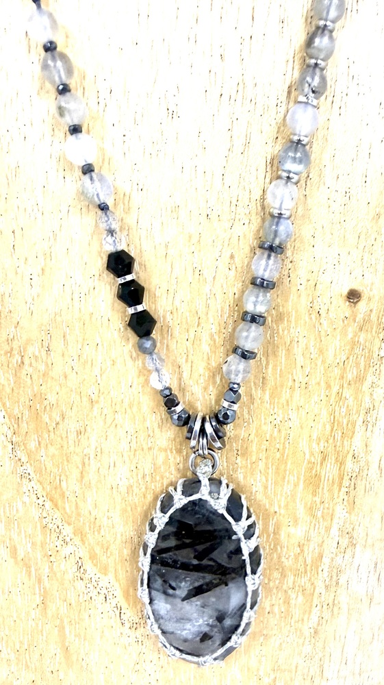 Sautoir Labradorite, hématite et quartz rutile noir – Image 2