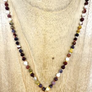 Collier en mokaïte